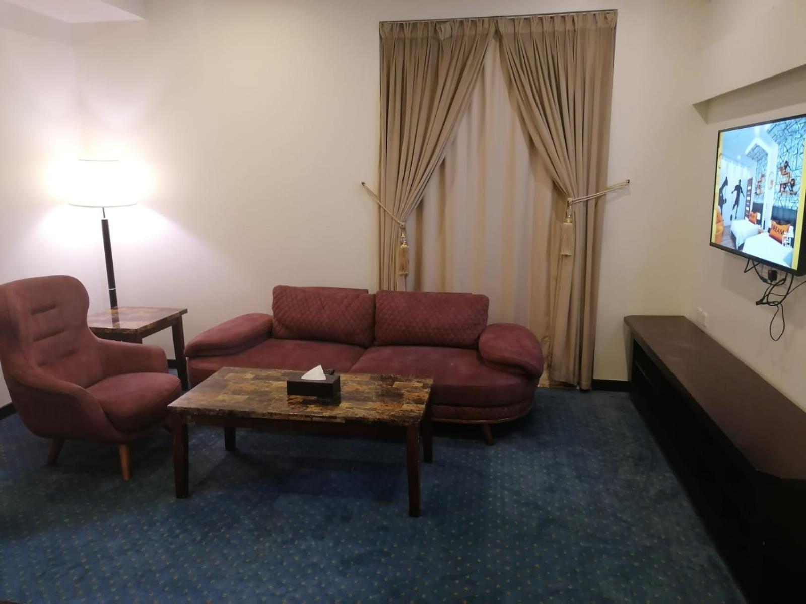 Olian Hotel Riaad Buitenkant foto