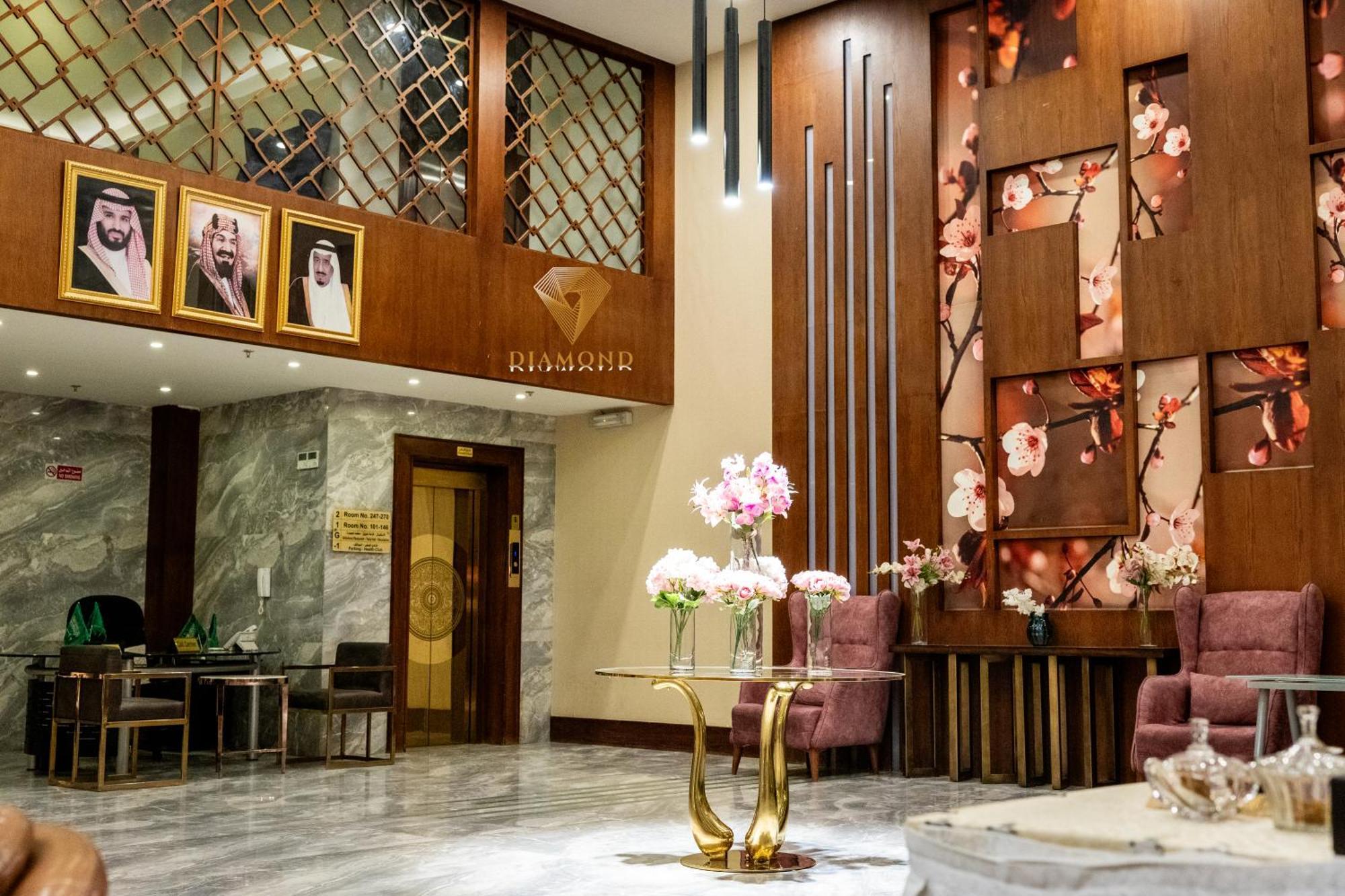 Olian Hotel Riaad Buitenkant foto